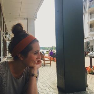 Meet your Posher, Lauren